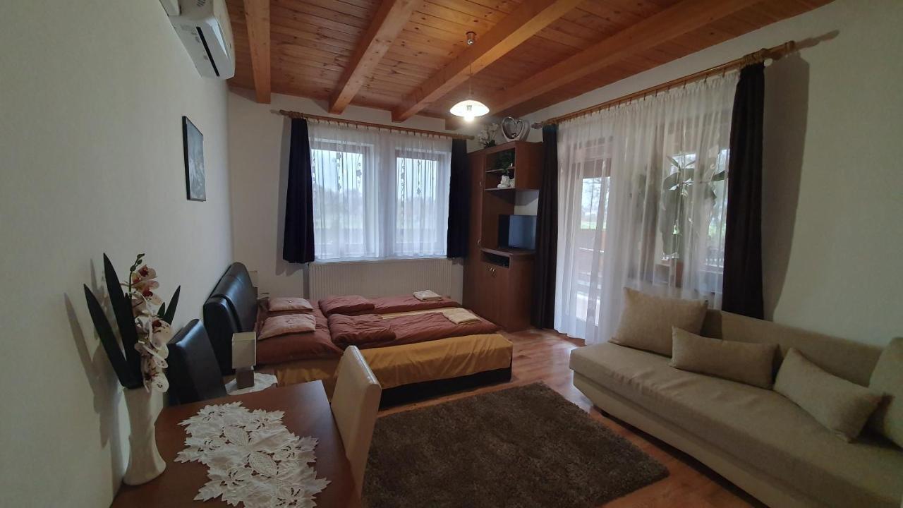 Kekszilva Vendeghaz Hotel Pap ภายนอก รูปภาพ